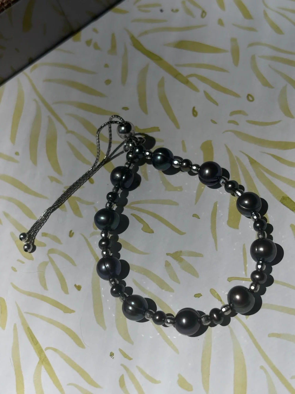 Elegant Black Beaded Bracelet - Brand
